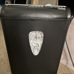 Shredder ** Moving Sale ** ** July 4th Sale**