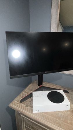 Xbox And Monitor