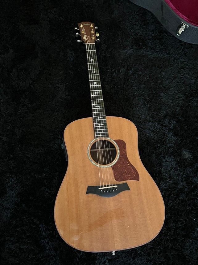 Taylor 810-wmb 1997 6 string guitar