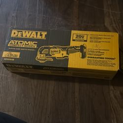 DeWalt/Milwaukee Tools