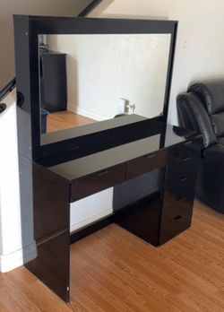 Black Vanity