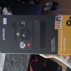 polaroid camera brand new sealed bundle 