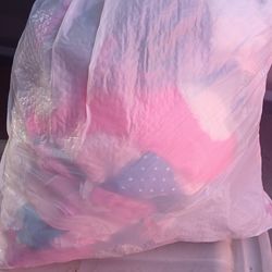 Free Gratis large bag of clothes
