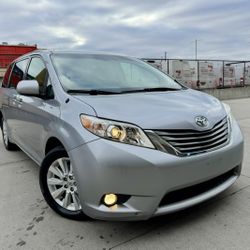 2012 Toyota Sienna