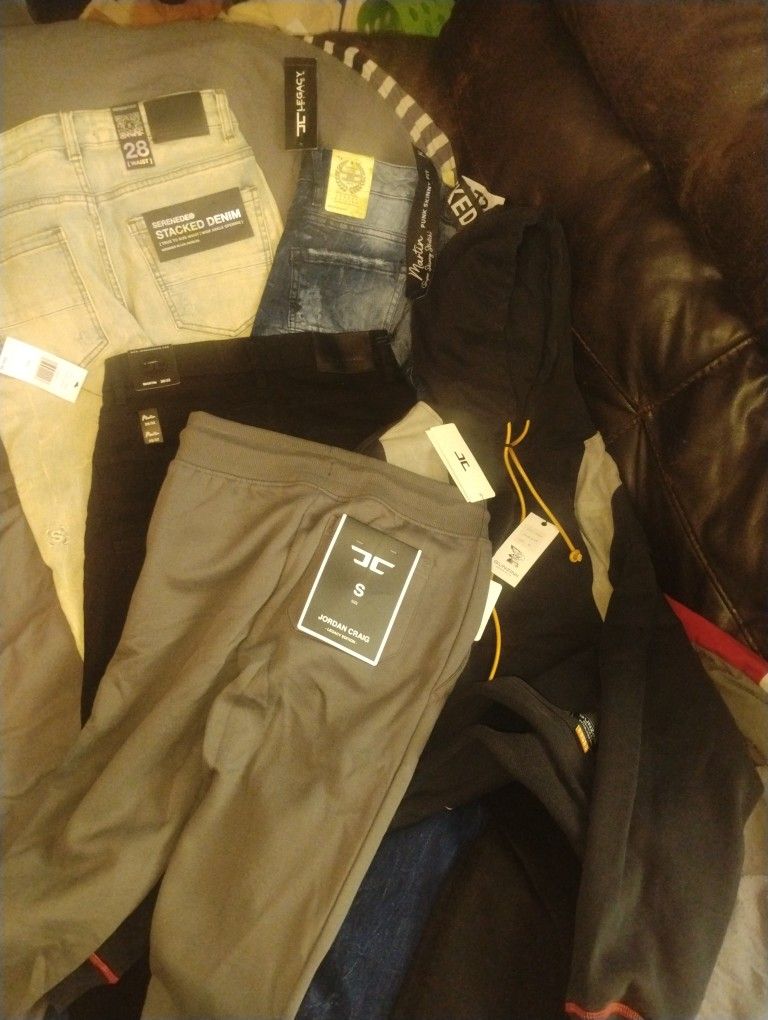 Men's Jeans And Sweatshirt