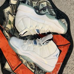 Jordan 11 Legend Blue 