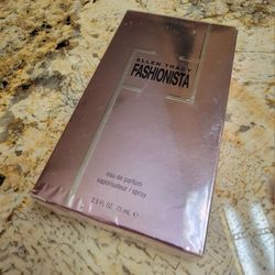 Ellen Tracy FASHIONISTA Perfume