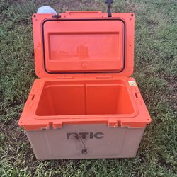 Rtic Cooler 