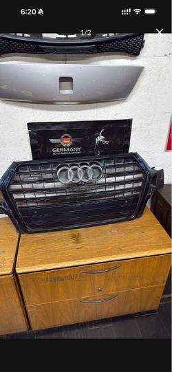 Audi Q7 grill black 2017