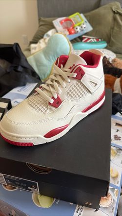 Jordan 4 Retro