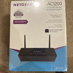 Netgear AC1200 WiFi Router - NEW