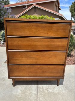 Antique Mid Century Modern Wood Dresser by Bassett Furniture Good Condition