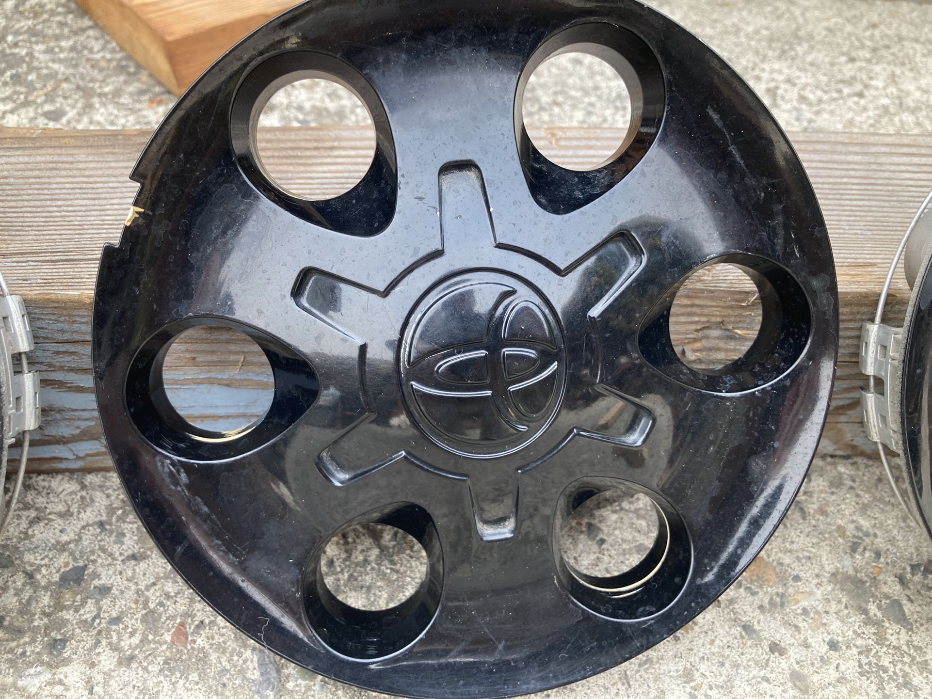 Toyota 4 Runner And Tacoma Cap 3 Ps