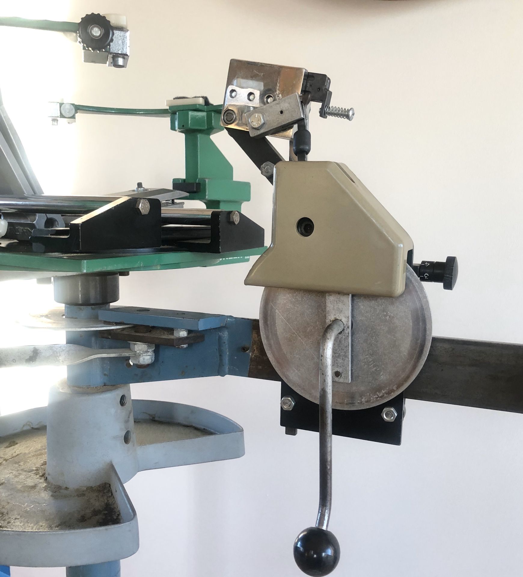 EKTELON ALPHA PIONEER III Tennis Racquet Stringing Machine for Sale in