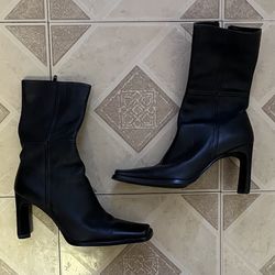 Black Leather Women Heel Size 6