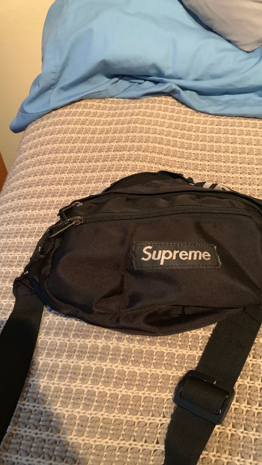 Supreme fanny pack I’ll like to trade I got it off stock x