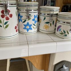 For Verona, ceramic flower canisters