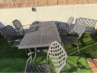 Patio table set metal