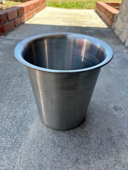 Wine bucket