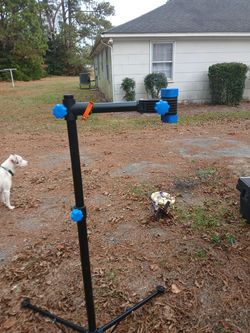 Adjustable bike stand tripod lift