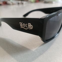 Loc's Sunglasses - solid black
