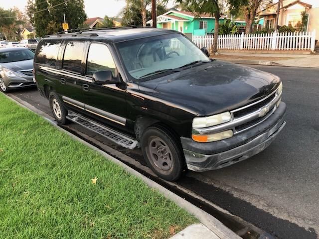 Parting out 2003 Chevy suburban cheap prices everything must go