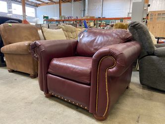 LA-Z-BOY Burgundy Leather Rollarm Chair with Golden Studs