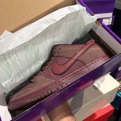 Dunk Sb Low Burgundy Crush