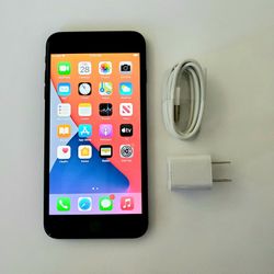 iPhone 7 Plus - UNLOCKED - Like New 