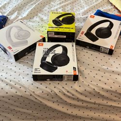 Headphones 