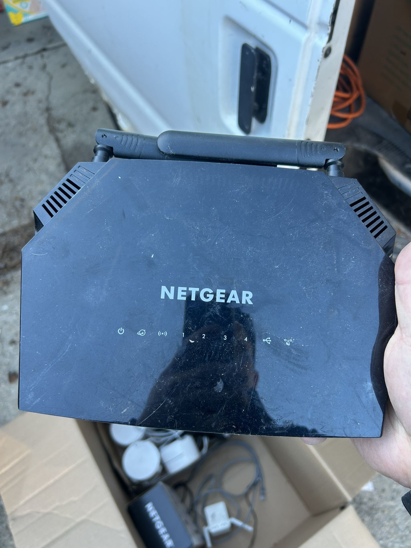 USED NETGEAR AC1200 Dual Band WiFi Router Model R6230
