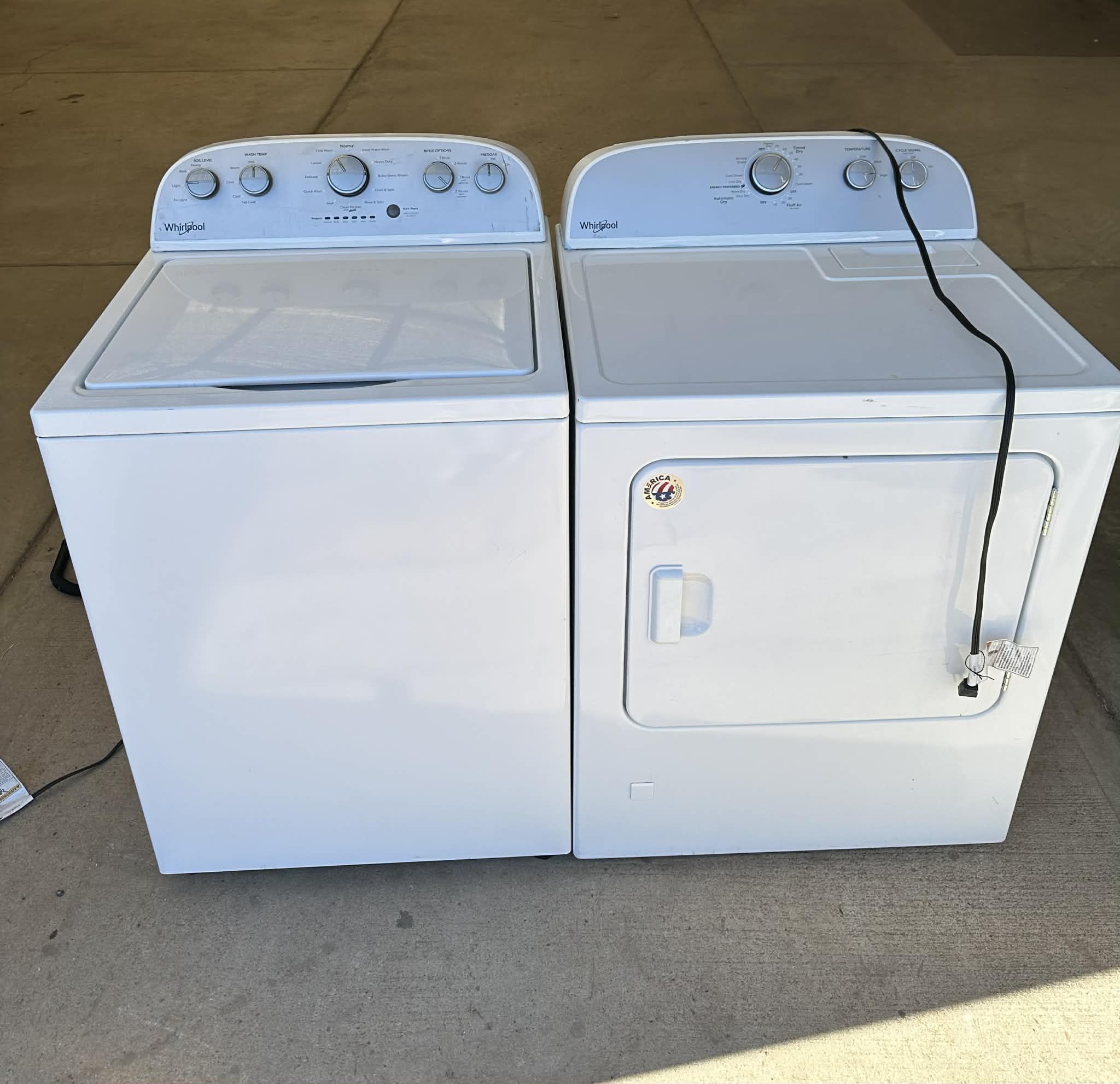 Whirlpool Washer And Gas Dryer 