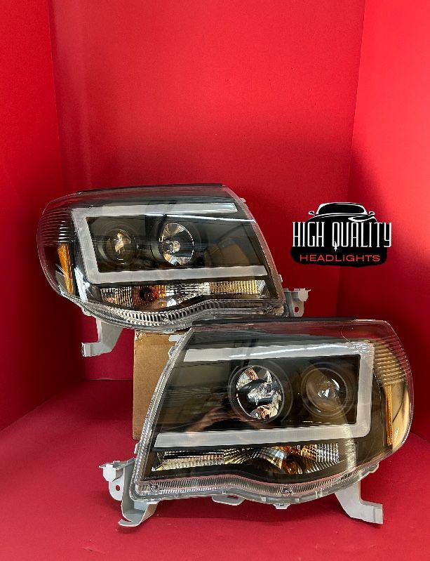 Toyota Tacoma 2005. 2011 headlights.
