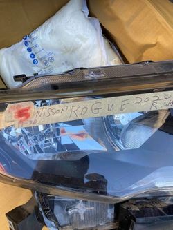 2017-2020 Nissan Rogue SL Passenger LED Headlight Right Side