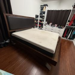 King Size Bed With Mattress 