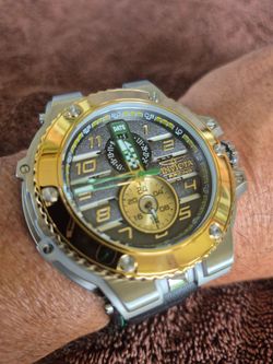 Invicta Watch  Racing Downforce