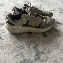 Nike Air Maxes Confetti 