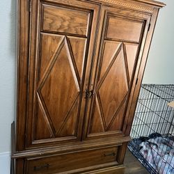 Solid Oak Armoire 2 Nightstands