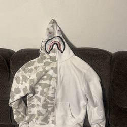Bape Hoodie White 