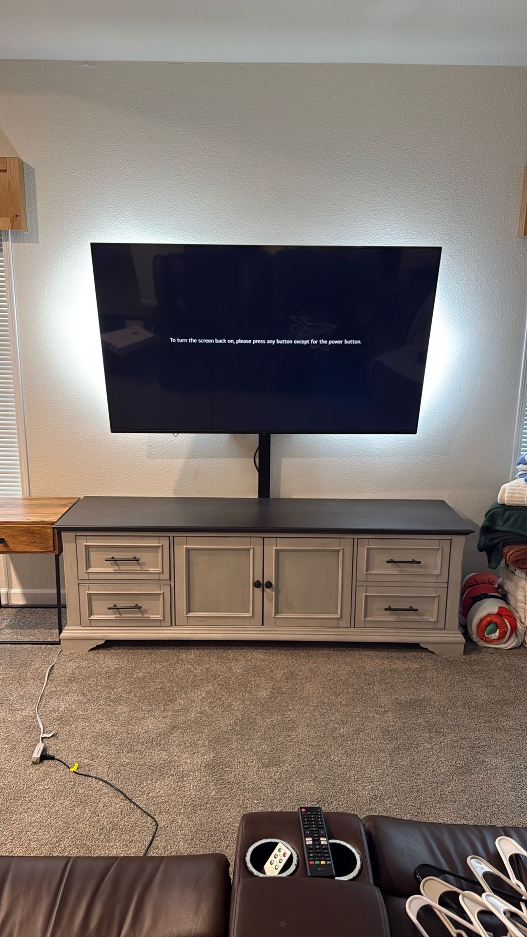 Ashlyn 3-in 1 TV Console