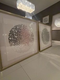 Set of 2 framed art pieces