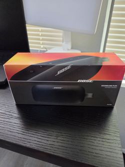 Bose SoundLink Flex Bluetooth Speaker (2nd Gen) - Portable Outdoor Speaker with Hi-Fi Audio, Waterproof and Dustproof, USB-C, Up to 12 Hours Battery L