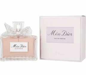 Miss Dior Eau de Parfum 5 oz 150 ml