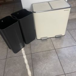 SONGMICS Trash Can, 2 x 10.6 Gallon (2 x 40 L) Garbage Can for Kitchen, with 15 Trash Bags, 2 Compartments, Plastic Inner Buckets and Hinged Lids