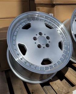 Mercedes 560 sel 560 sec 560 sl 17x8/9.5 new amg style silver machine rims set 25 offset