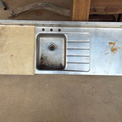 Stainless Steel Fish/game Cleaning Sink