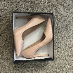 MISS LOLA, beige color heels, size 7.5 Women’s