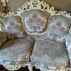 Set of couch,loveseat,,chair,a big table,2 side tables