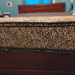 Queen Box Spring & Mattress 