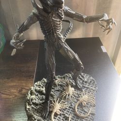 The Alien. Large Sized Collectible Figure.